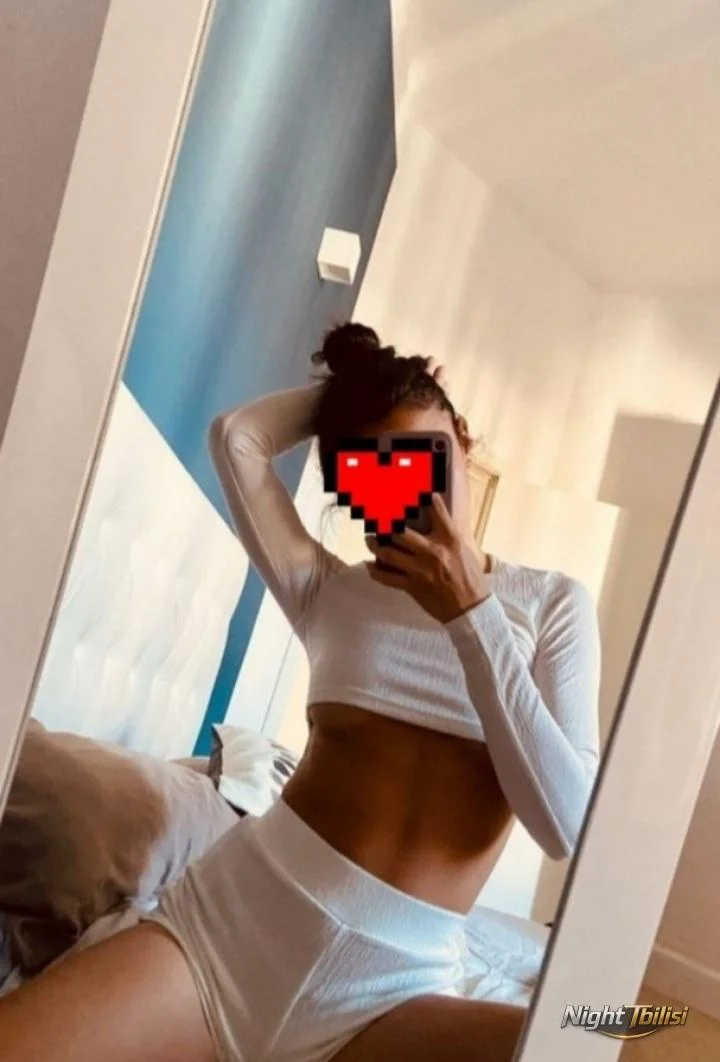 Mia 2