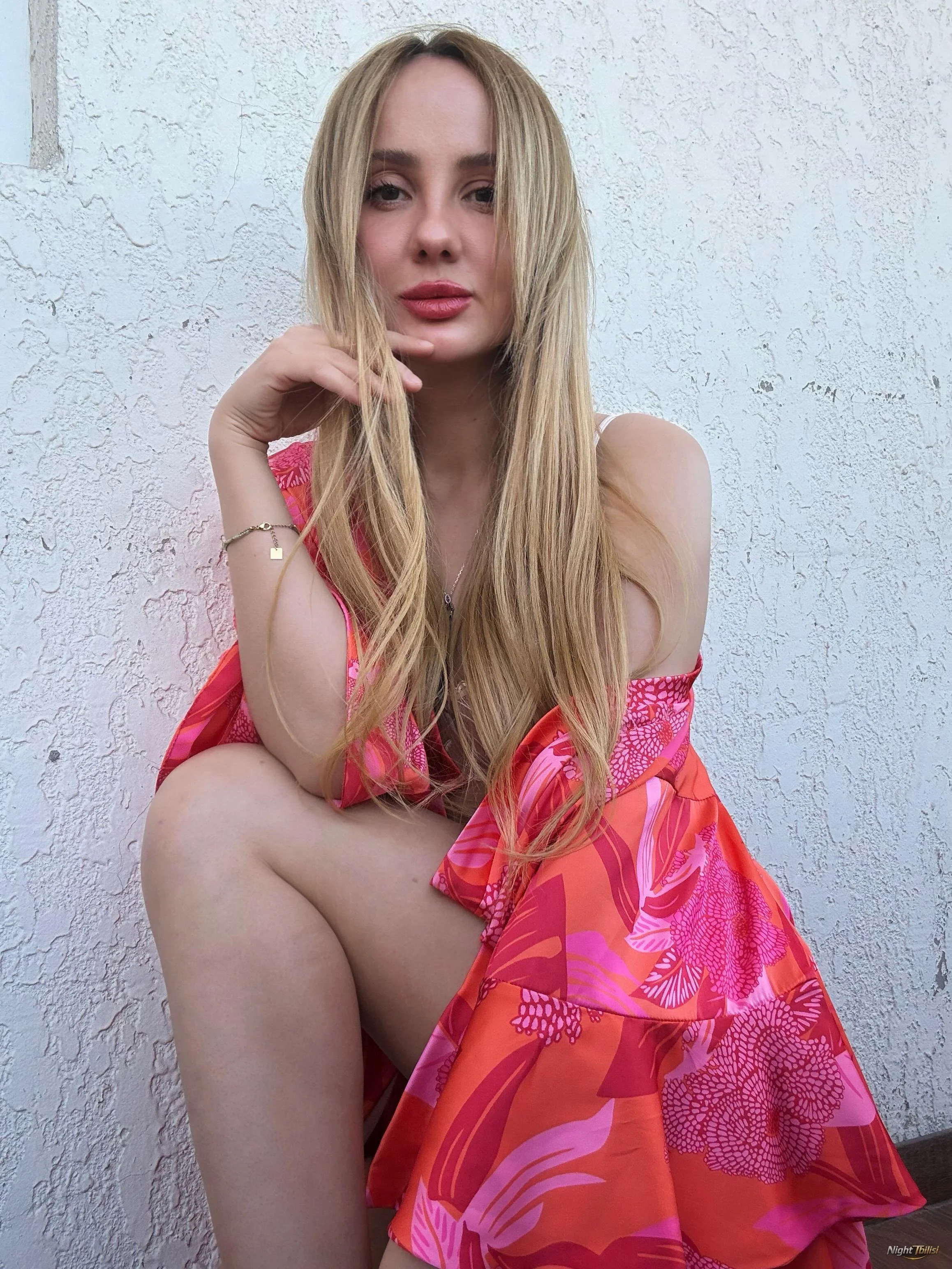 Kate  photo 3